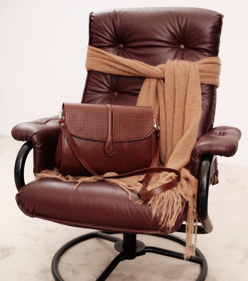 thumbnail_2C39F805-FC1C-49C3-946A-F93249C50CD5